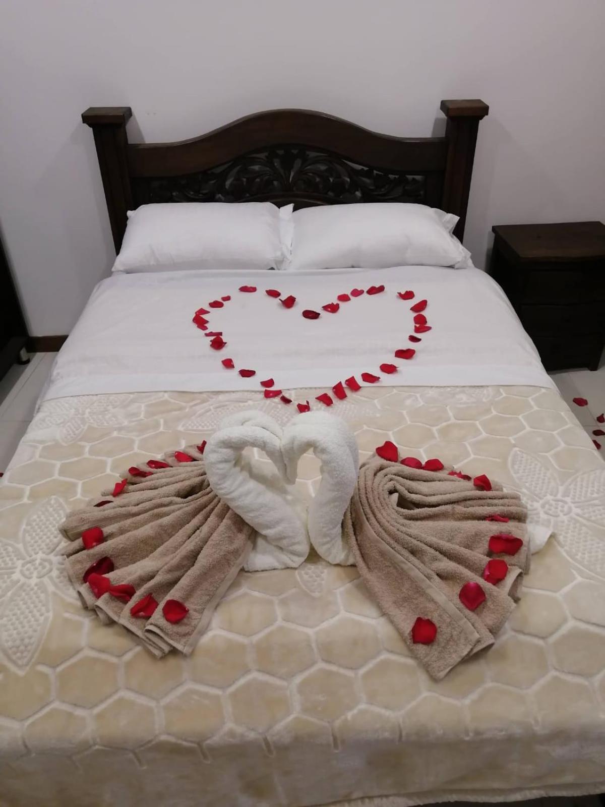 Hotel El Monarca ทุนฮา ภายนอก รูปภาพ